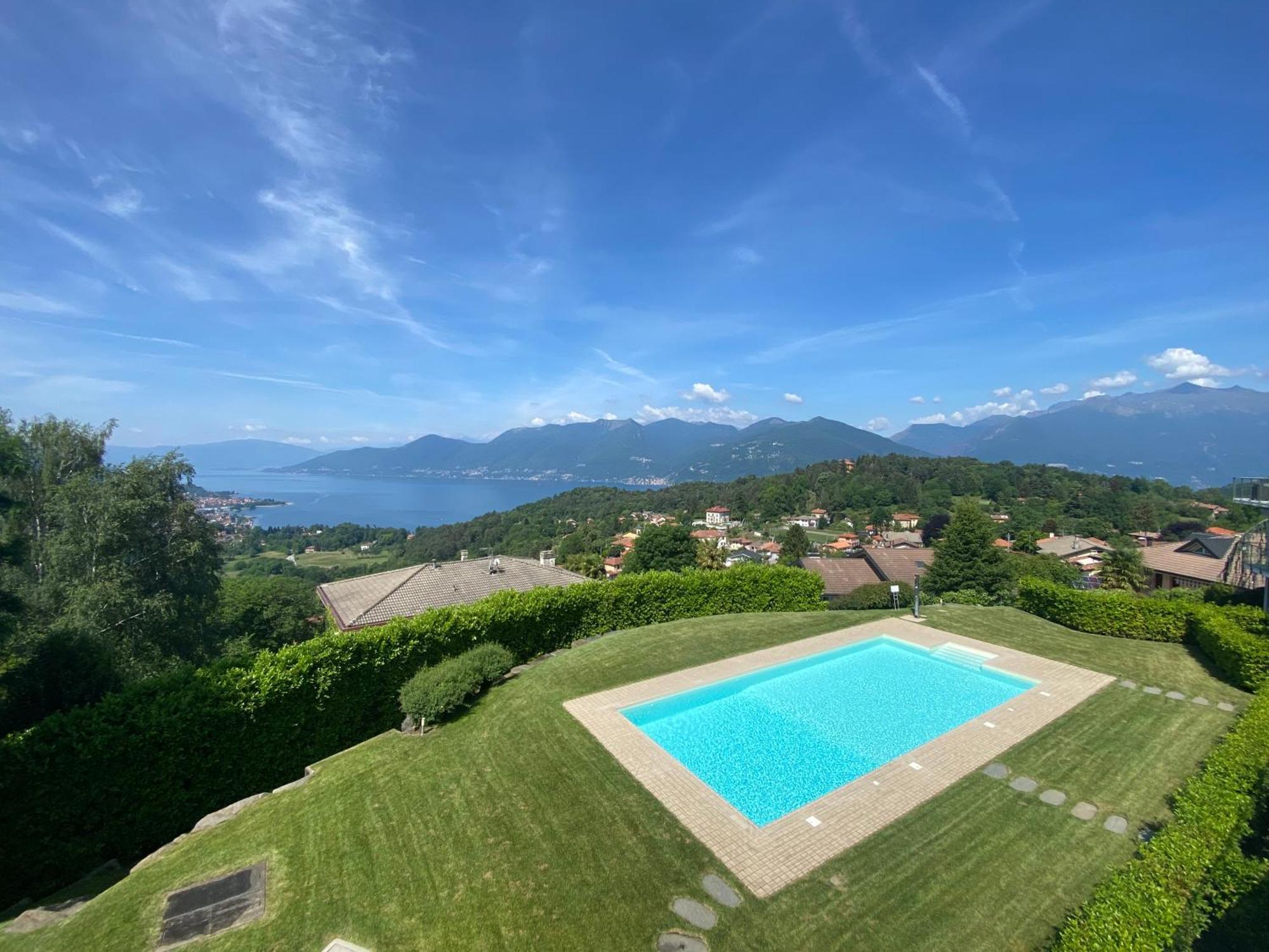 Appartamento Roggiolo Luino Exterior photo